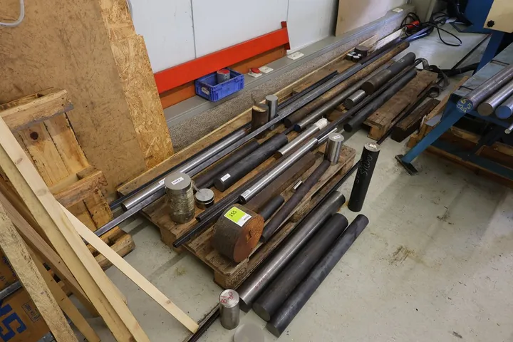 Konvolut Metallstangen
